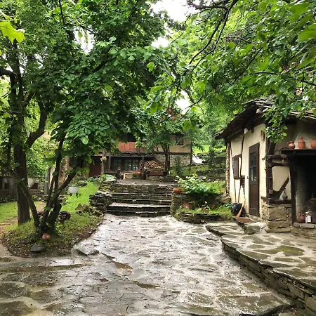 Etnographic Dŭlbok Dol