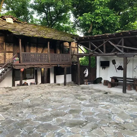 Etnographic Dŭlbok Dol