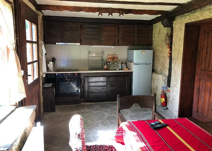 Etnographic Dulbok Dol