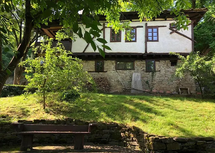 Etnographic Homestay *