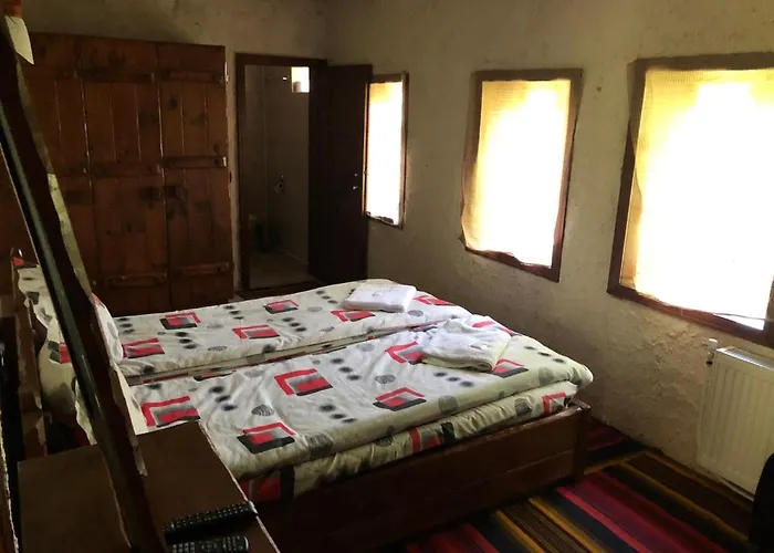 Etnographic Dulbok Dol