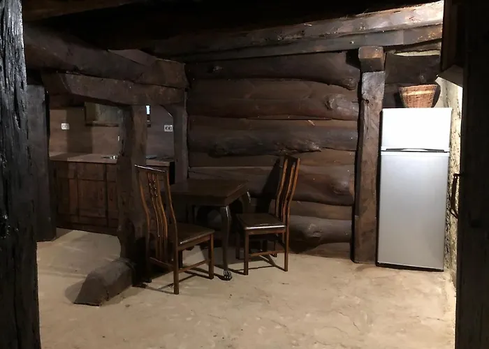 Etnographic Dulbok Dol