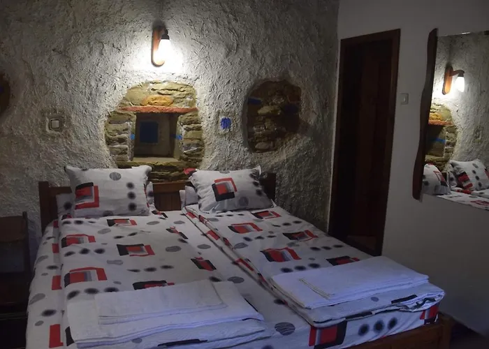 Etnographic Dulbok Dol